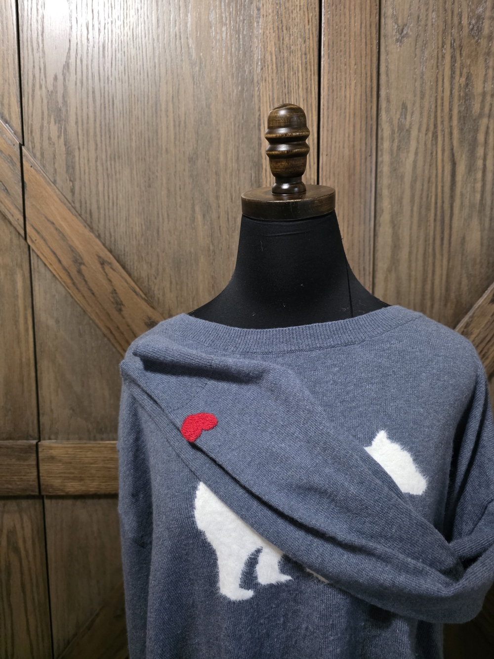 Sundance Bear Sweater - Picture 2 of 4